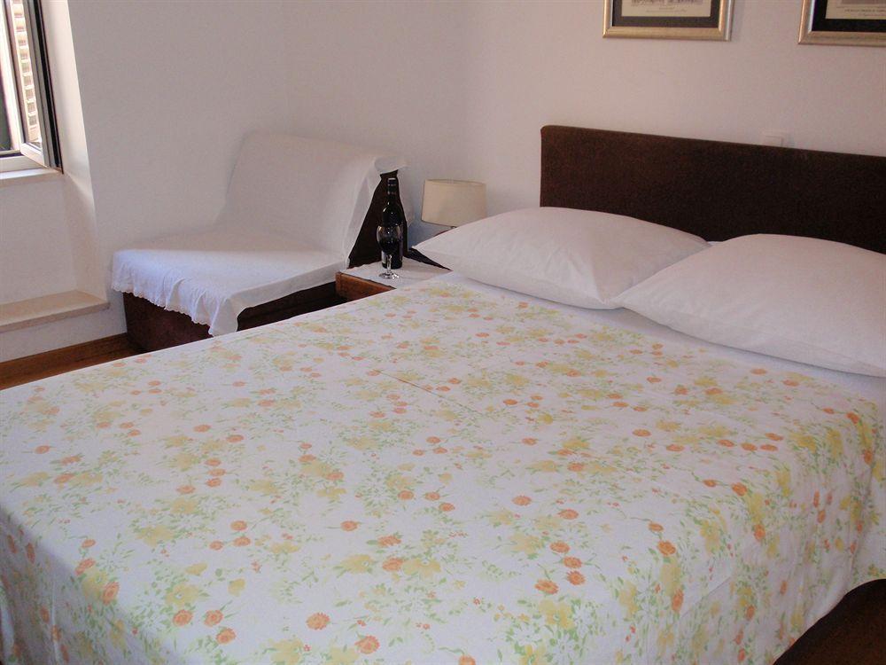ספליט Malena Palace Experience מראה חיצוני תמונה